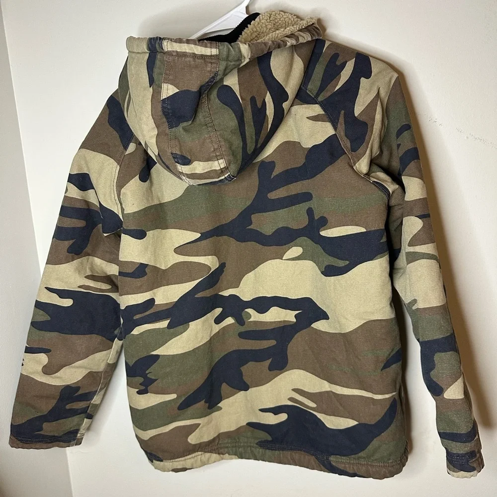 Walls Tough Wear Camo Jacket Boys size 16-18